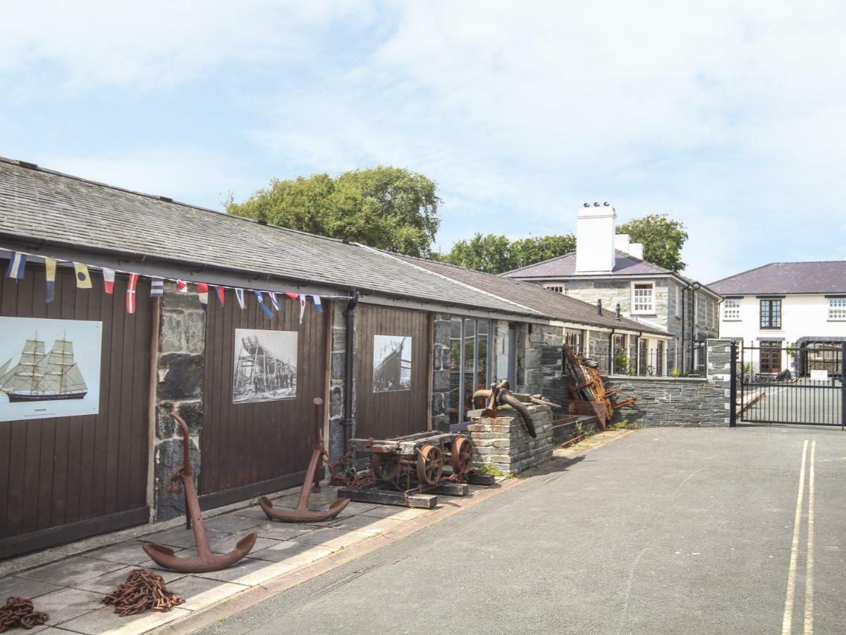 Bwthyn Llechen Apartment Porthmadog Exterior foto